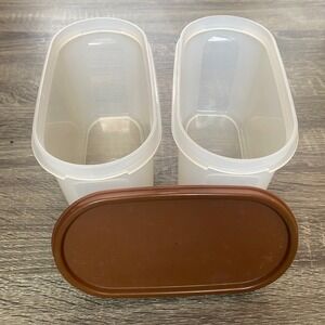 Vintage Tupperware Oval Container Set 2 Brown Lid 4-3/4‎ Cups 1.1 Liters Storage